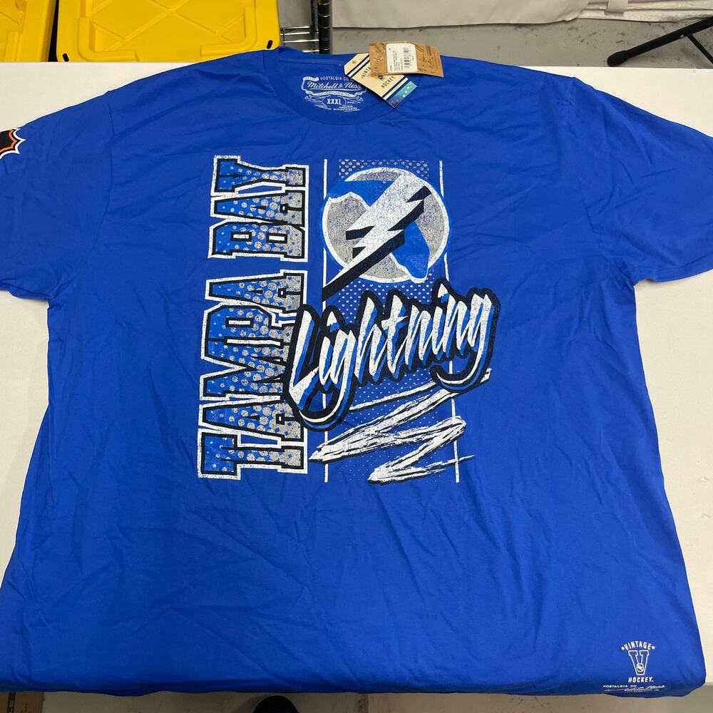 Tampa Bay Lightning Mitchell & Ness Vintage NHL Hockey Blue T-Shirt NWT